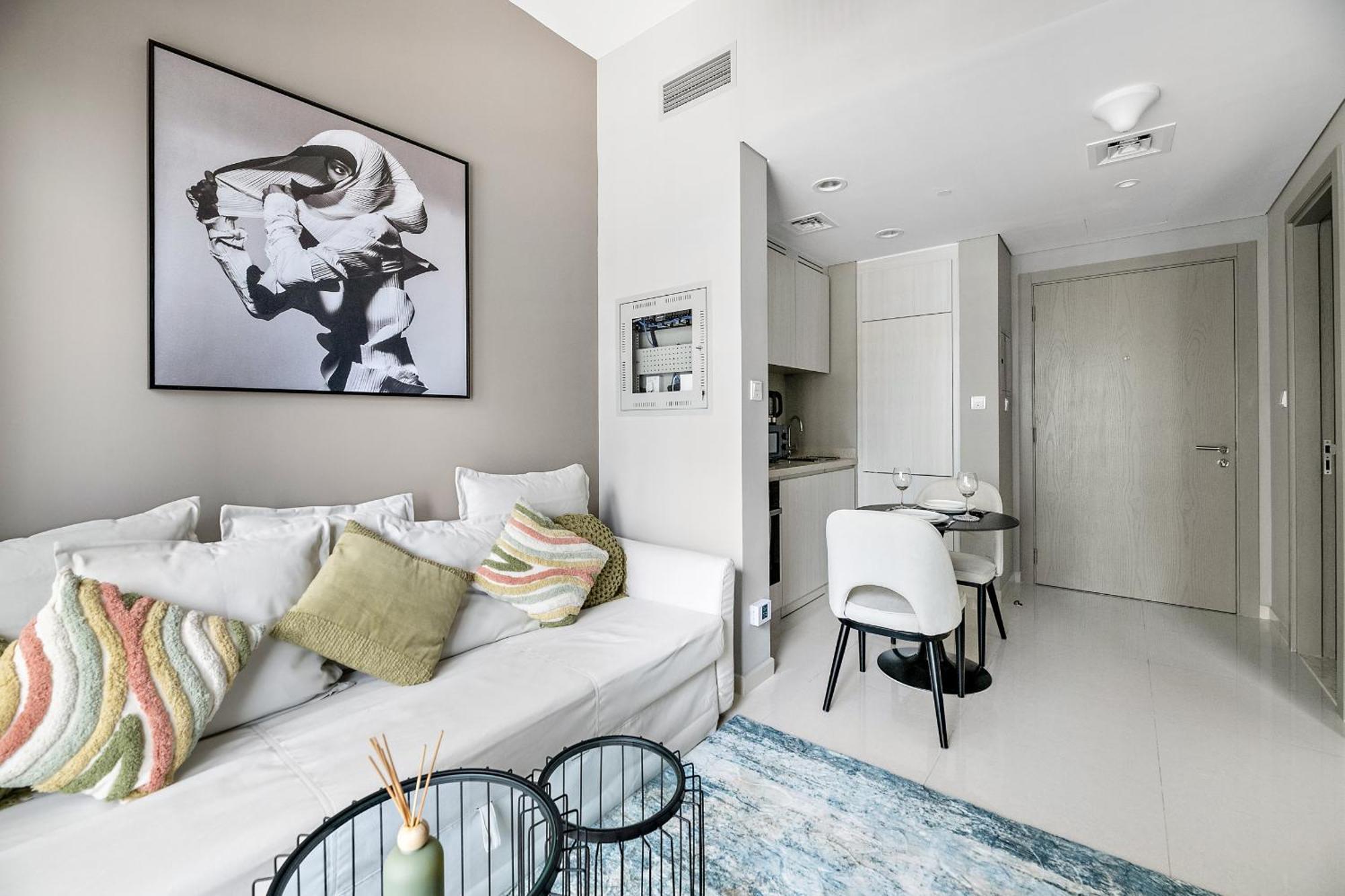 Vayk - Stylish 1br In Business Bay Apartment Dubai